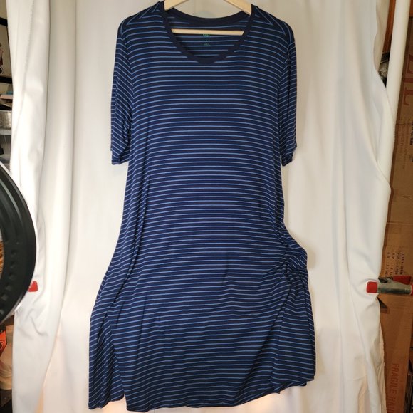dip Dresses & Skirts - Dip mid-length blue striped dress - Women's size Large - NWT